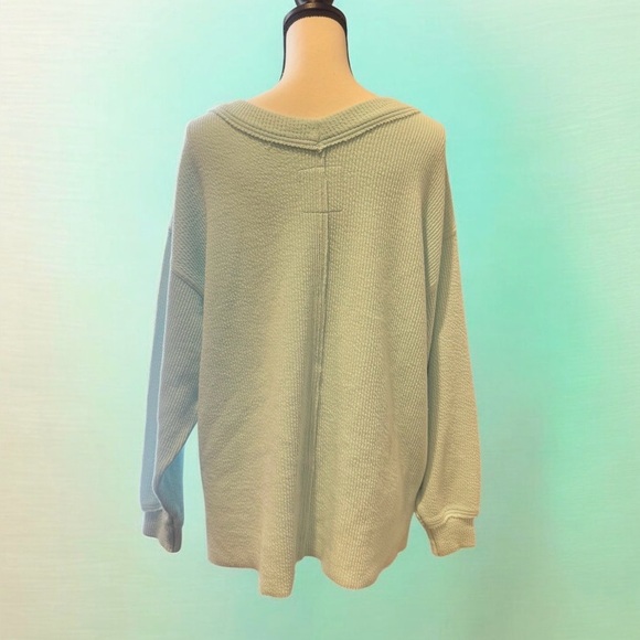 AERIE Wonder light blue textured sweatshirt women’s junior size small - Picture 7 of 17